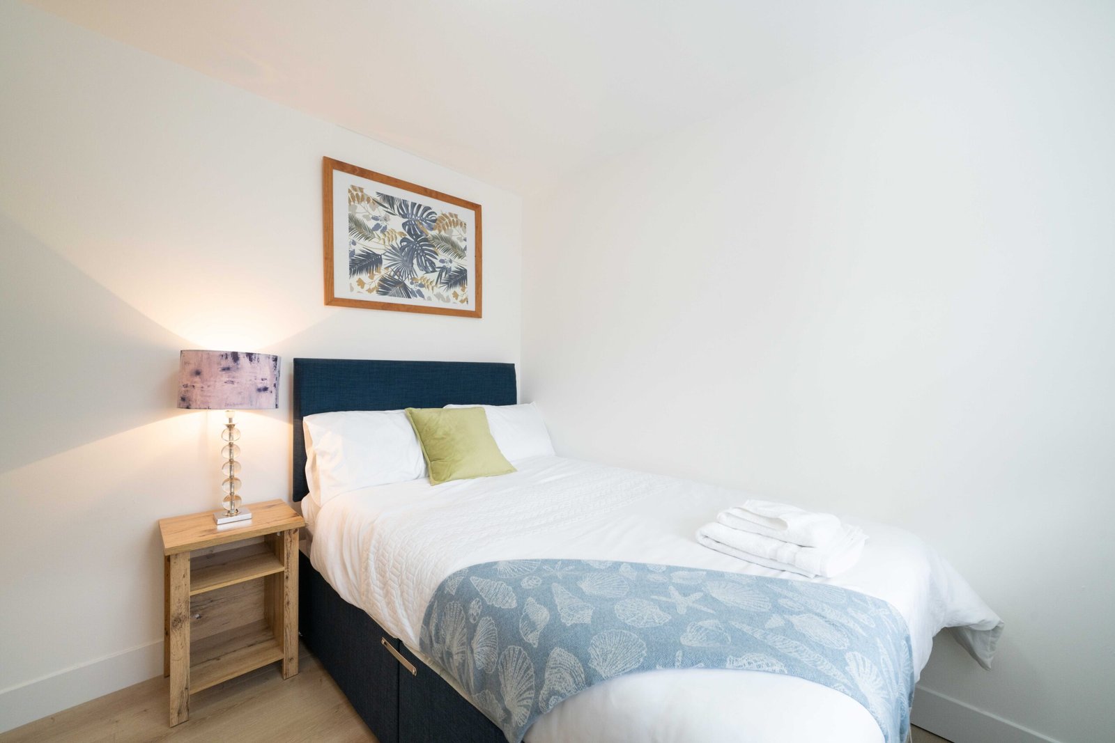 1 Cutter Close-01095