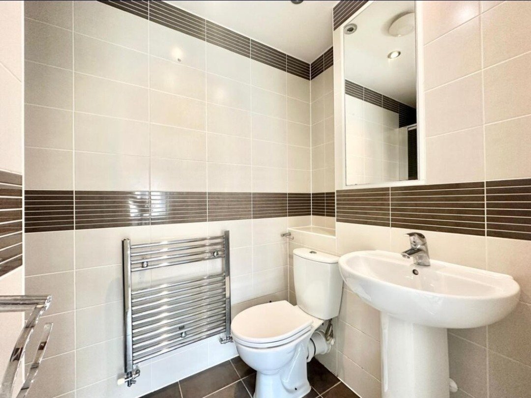 1000130847_0c0b5b3d8ae7e823b5f9fef0097d73f3-14_10_2025, 22_01_18